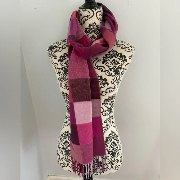 V.Fraas Cashmink fringed scarf. Pink and purple. Made in Germany - Picture 4 of 4